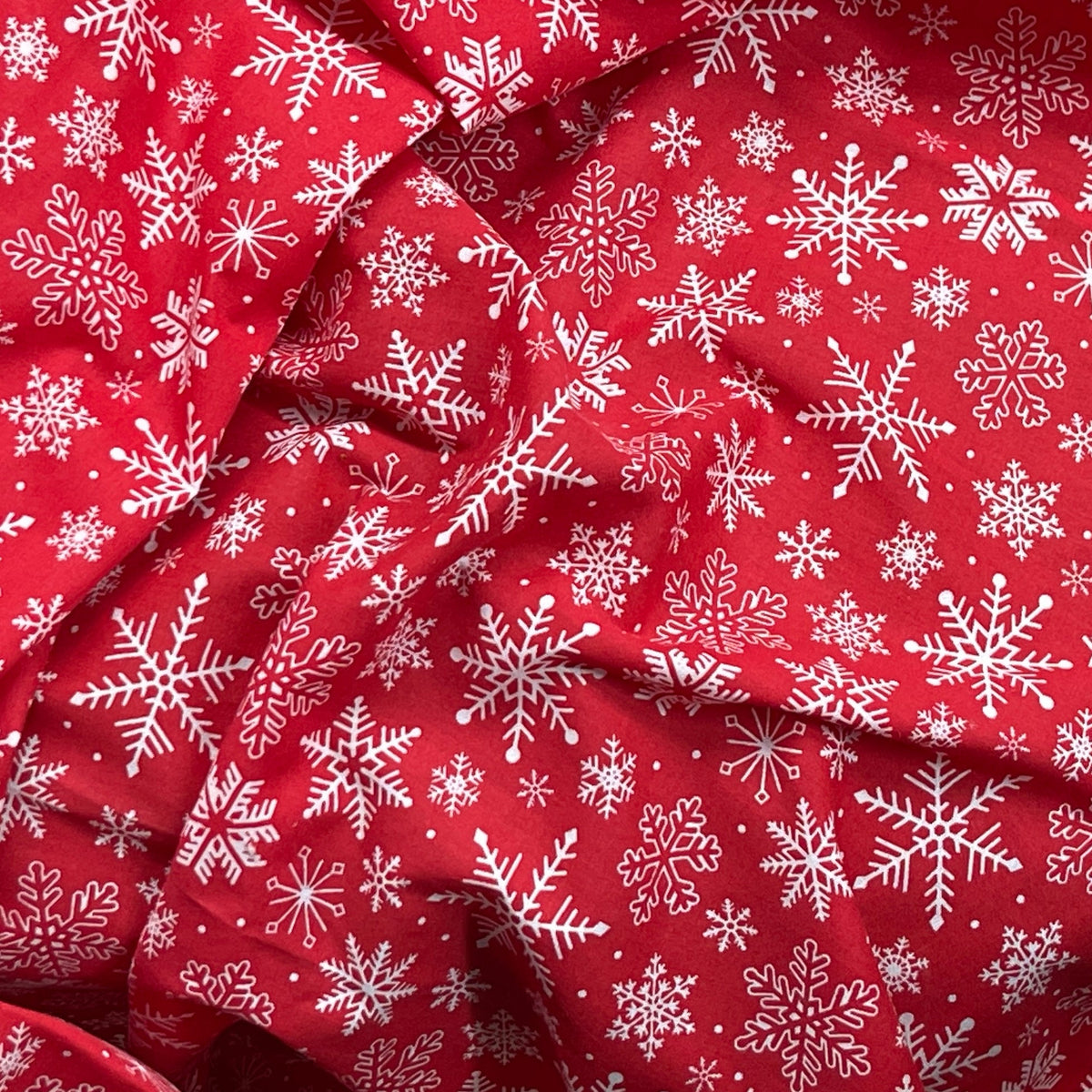 10m White Xmas Snowflakes Christmas Polycotton Fabric 45", Red - Bull Ring Fabrics