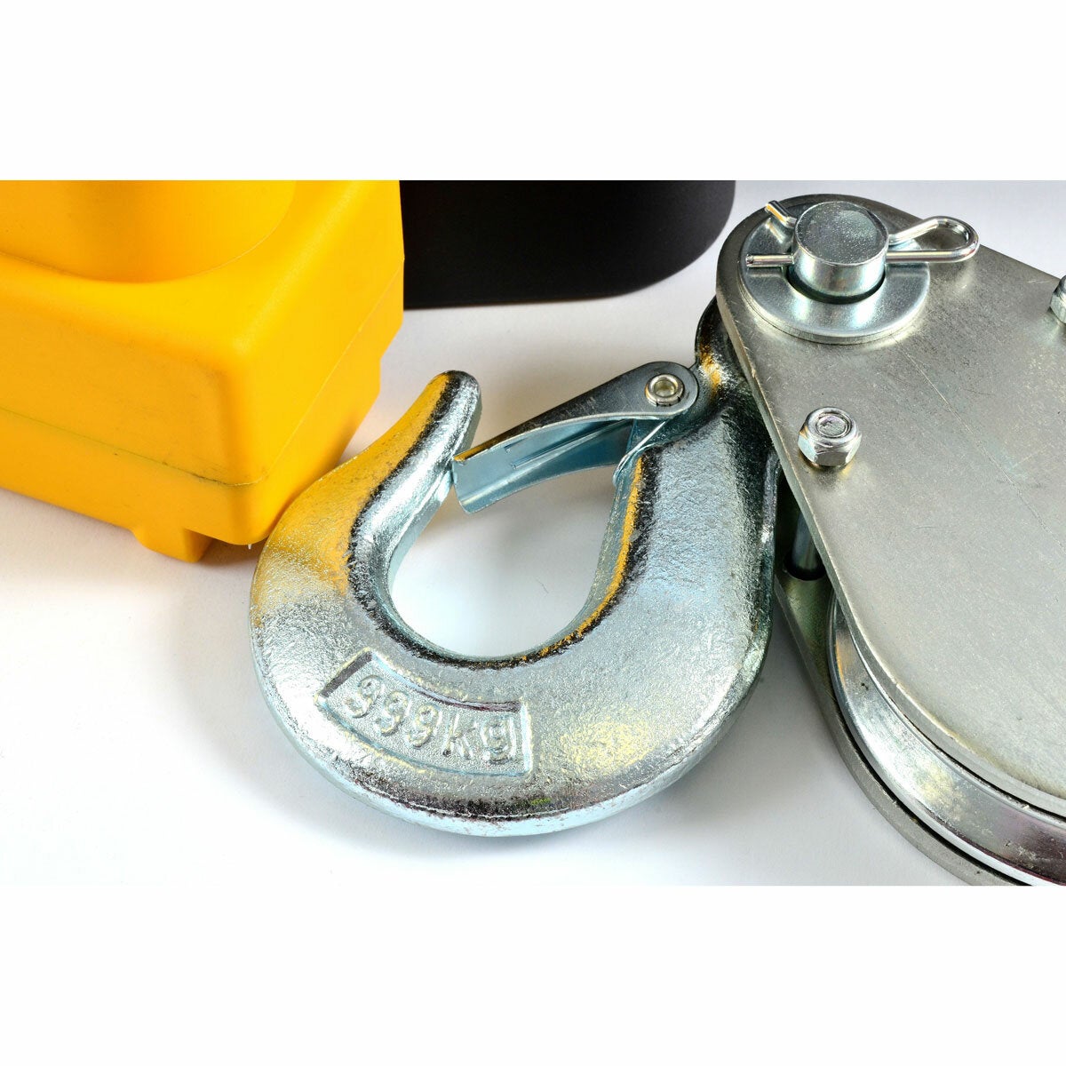 Hilka 999kg Electric Hoist