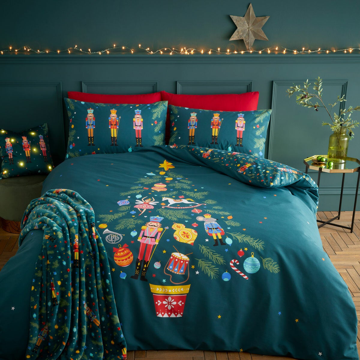 Catherine Lansfield Christmas Nutcracker Reversible Duvet Cover Set