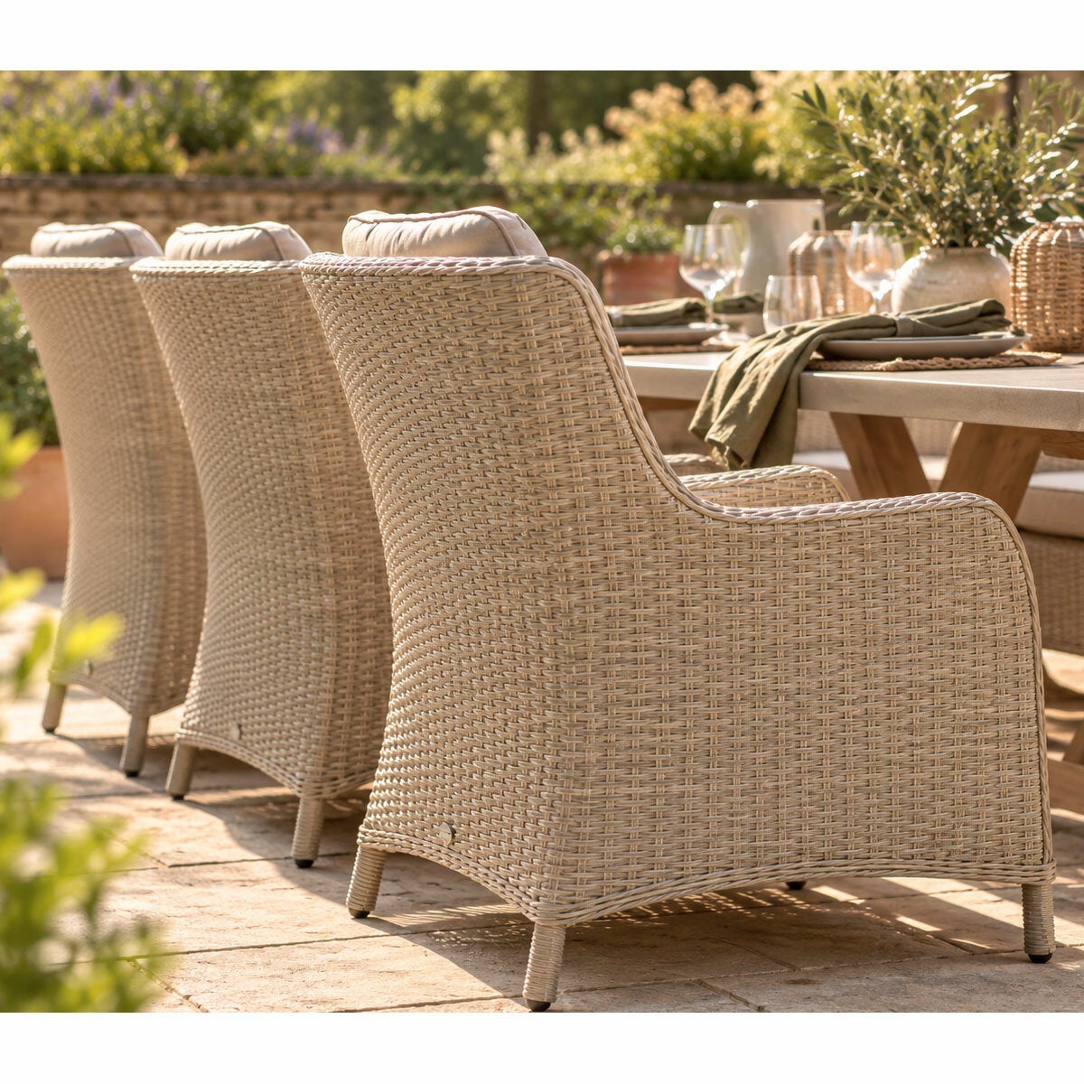 Bramblecrest Woodchester 9 Piece Dining Set
