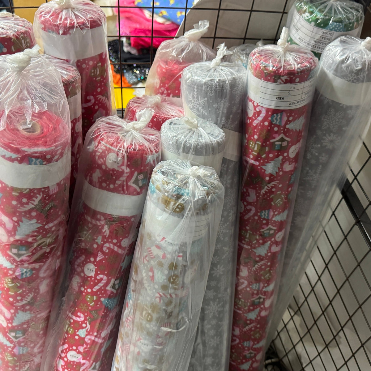 600m Wholesale Christmas Polycotton Fabric Xmas Craft Quilting Snowflakes 45" - Bull Ring Fabrics