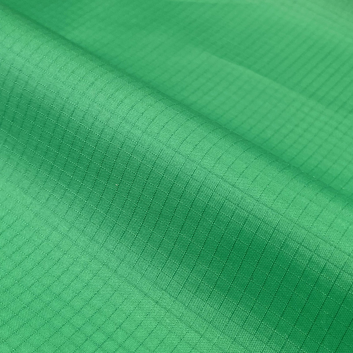 Waterproof Lightweight Nylon Ripstop Fabric for Kites, Clothing and Umbrellas, 150cm - Emerald Green