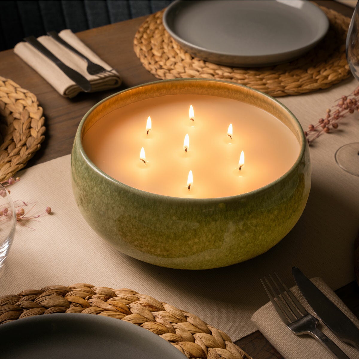 Torc 7 Wick Candle, in 3 Fragrances - Green