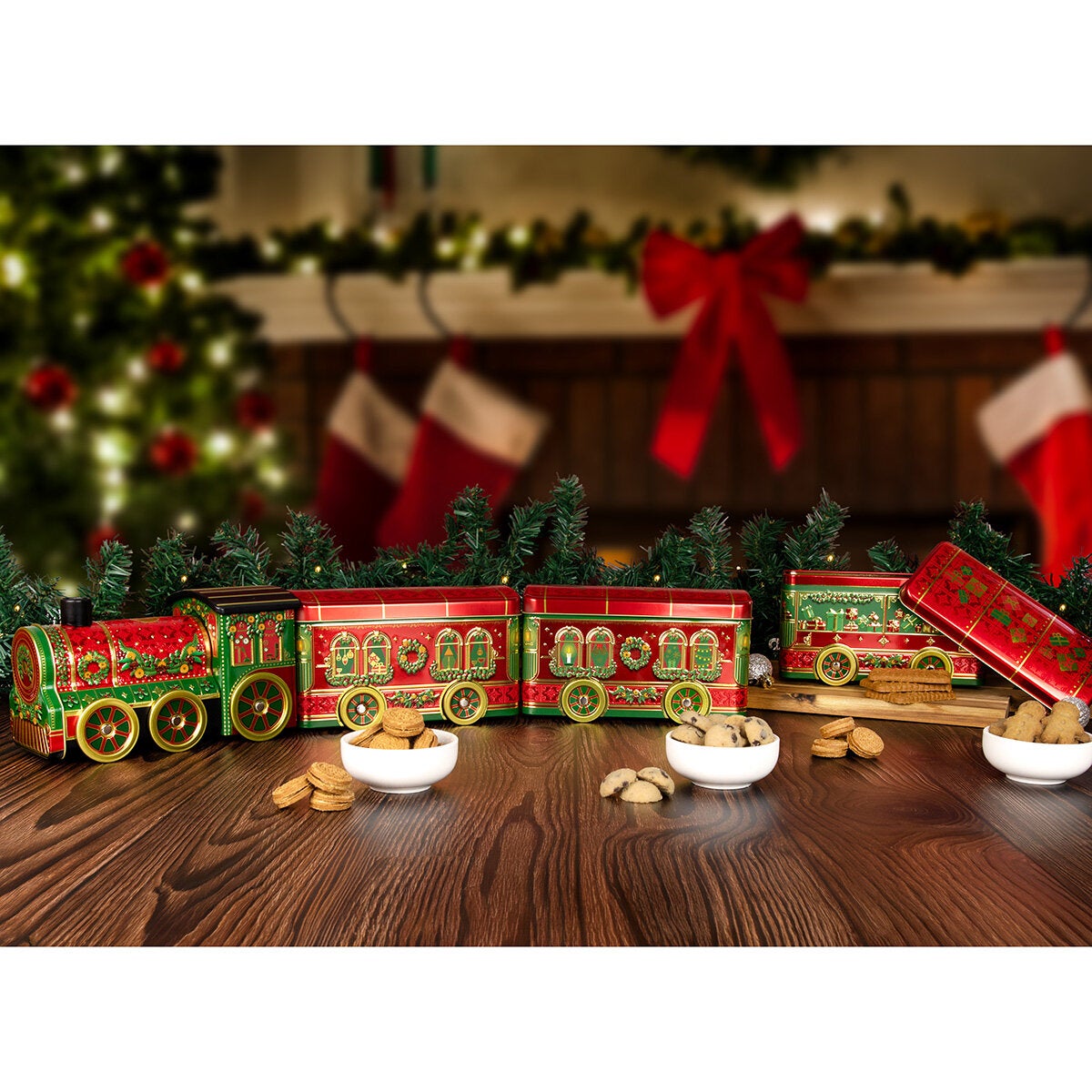 Winter Wonderland Express Train Assorted Biscuit Selection, 768g