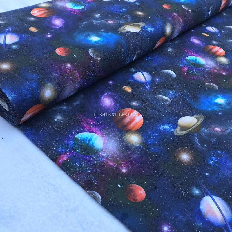 Baumwoll-Bastelstoff mit digitaler Aufschrift „Galaxy Space Planets“, Marineblau