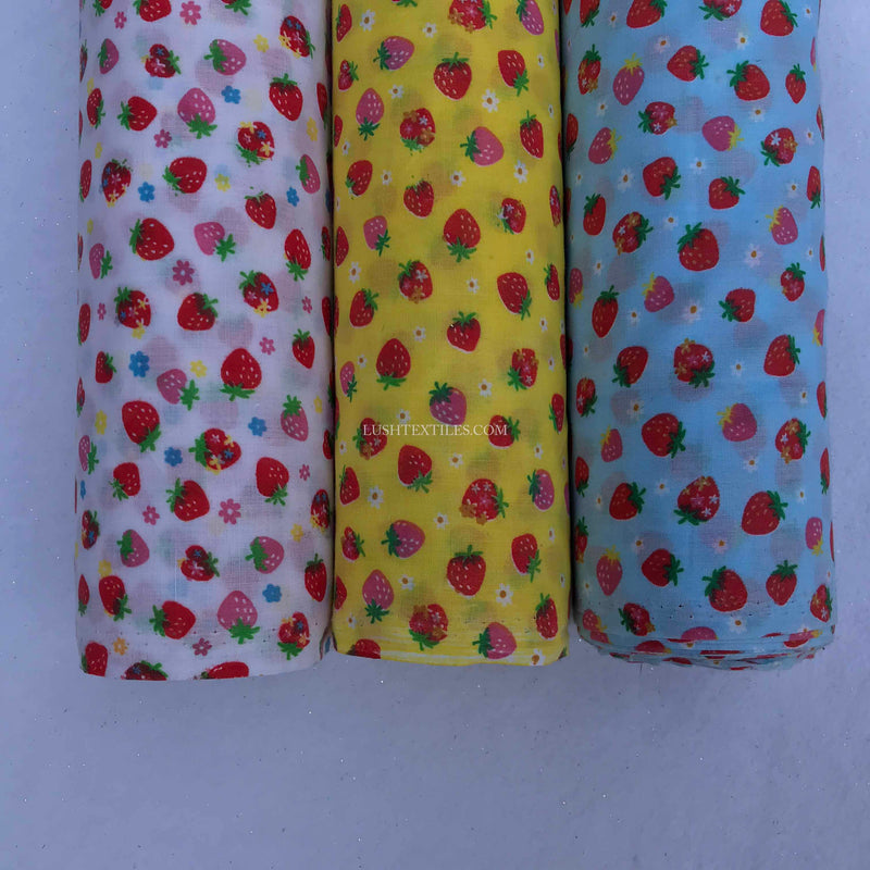 Polycotton-Stoff mit Erdbeer-Print 