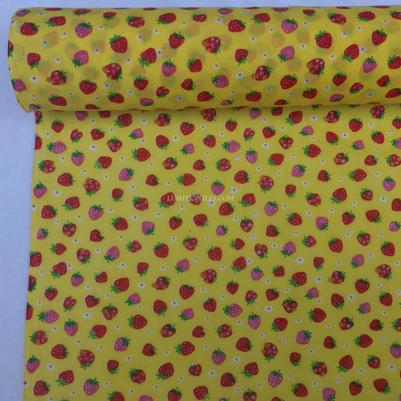 Polycotton-Stoff mit Erdbeer-Print 