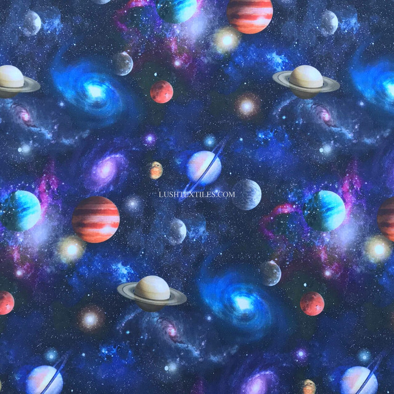 Baumwoll-Bastelstoff mit digitaler Aufschrift „Galaxy Space Planets“, Marineblau