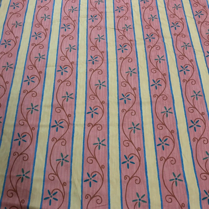 Tissu en coton vintage floral, rose/pêche