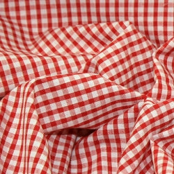 1/8" Polycotton-Stoff mit Gingham-Karomuster