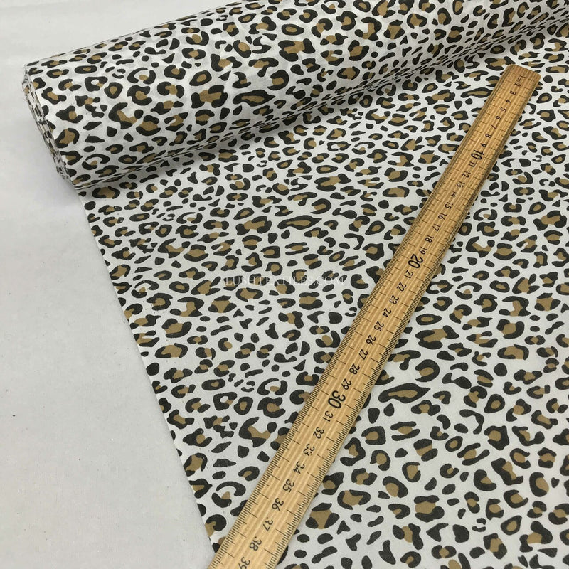 Polycotton-Stoff mit braunen Leopardenflecken und Tiermuster, Weiß